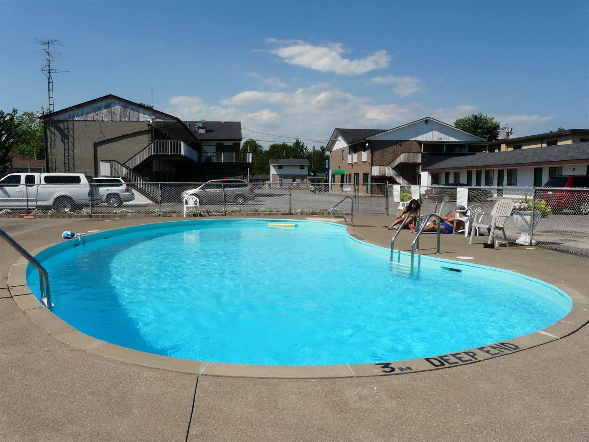Tropicana Inn Niagara Falls Ngoại thất bức ảnh
